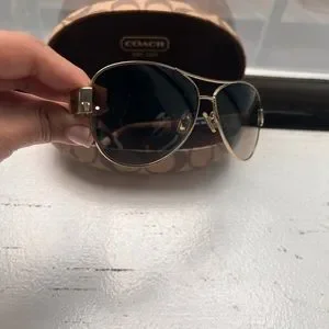 Coach | Accessories | Chic Coach Sunglasses Commercial Pilot 